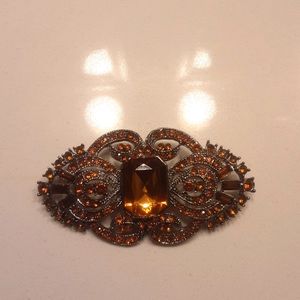 Orange gem fashion brooch